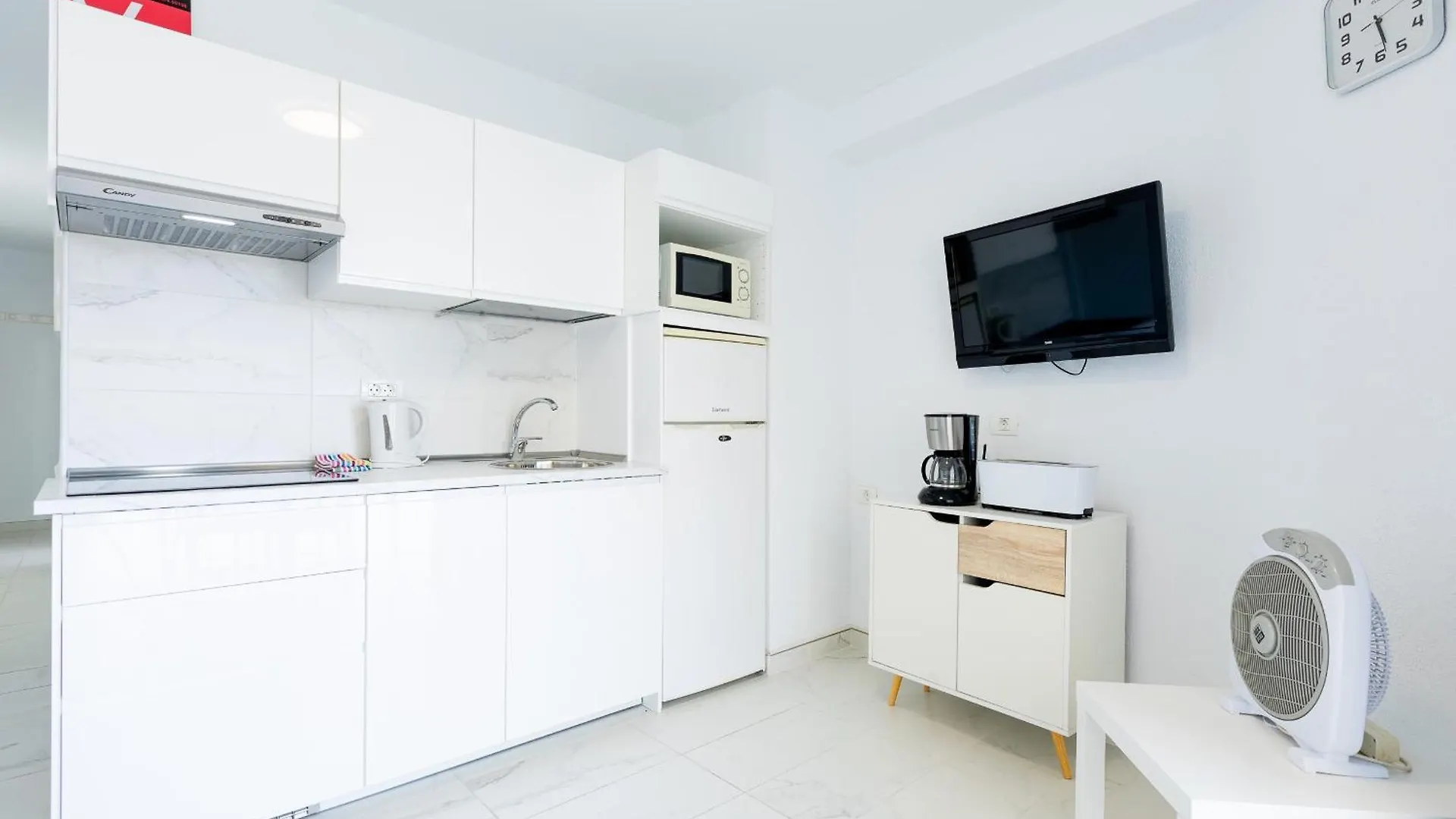 313 Comfortable! Lasamericas, Swimming Pool,Wi Fi Playa de las Americas  Espanha